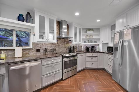 536 Crestwood Drive Kingsland TX 78639