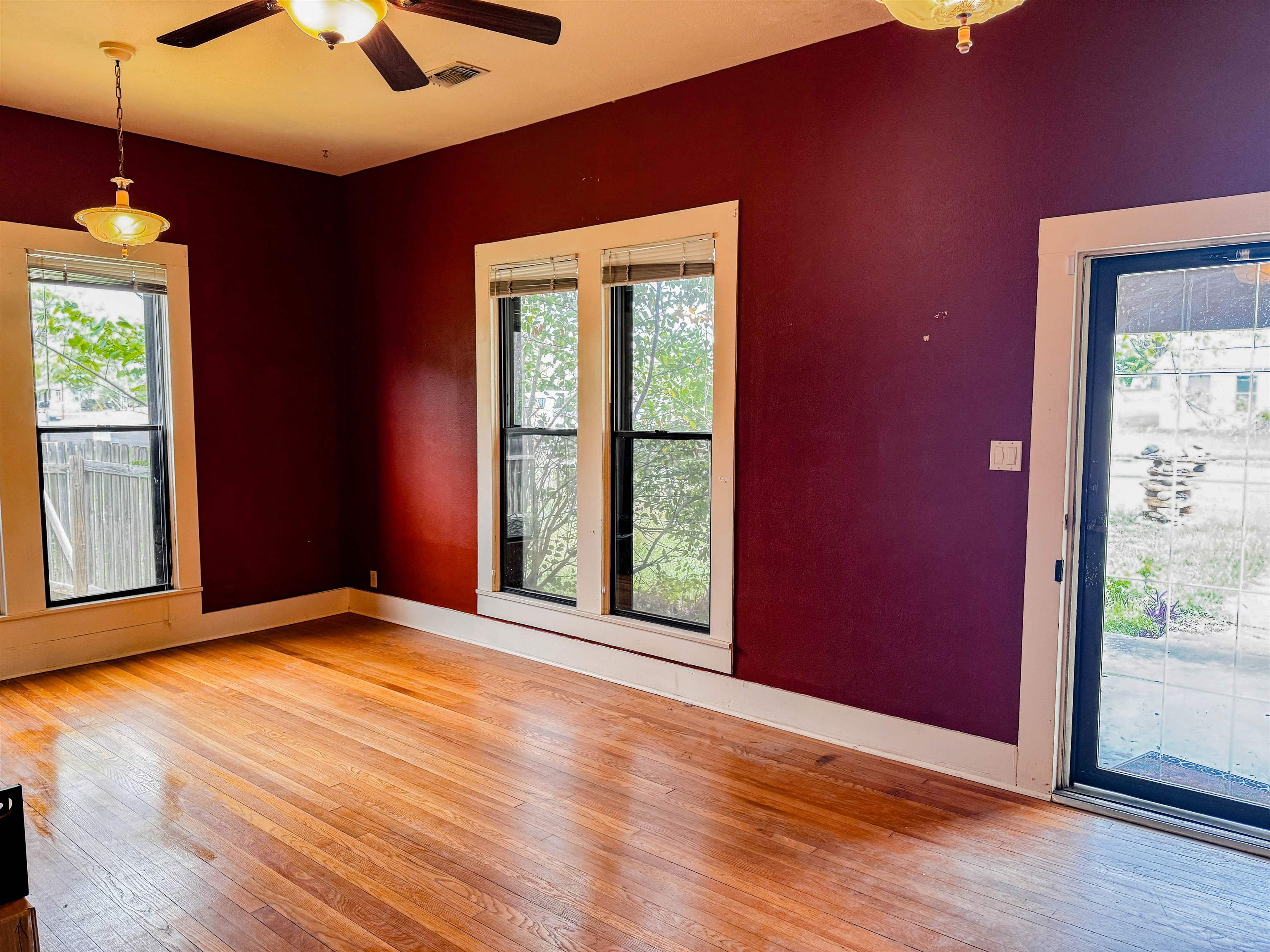 1209 Oatman Street Llano TX 78643