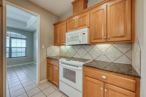 211 Gateway Parkway Marble Falls TX 78654
