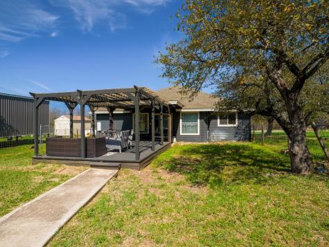811 Sage Street Burnet TX 78611