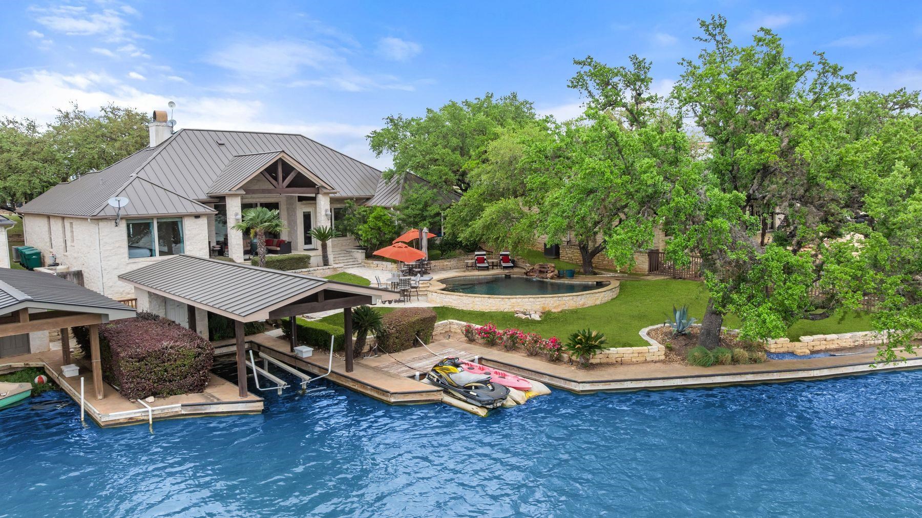 113 Wennmohs Place Horseshoe Bay TX 78657