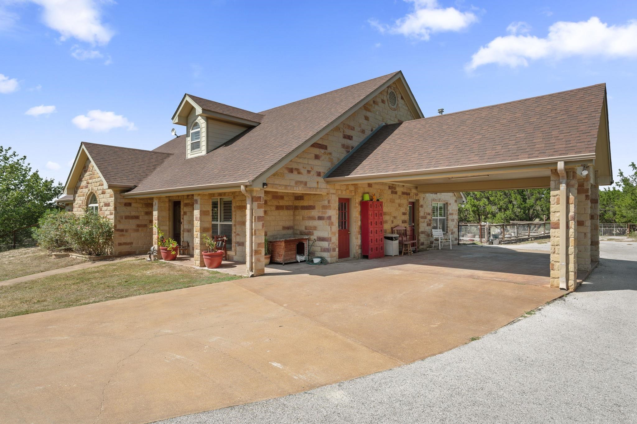 2804 County Road 1045 Lampasas TX 76550