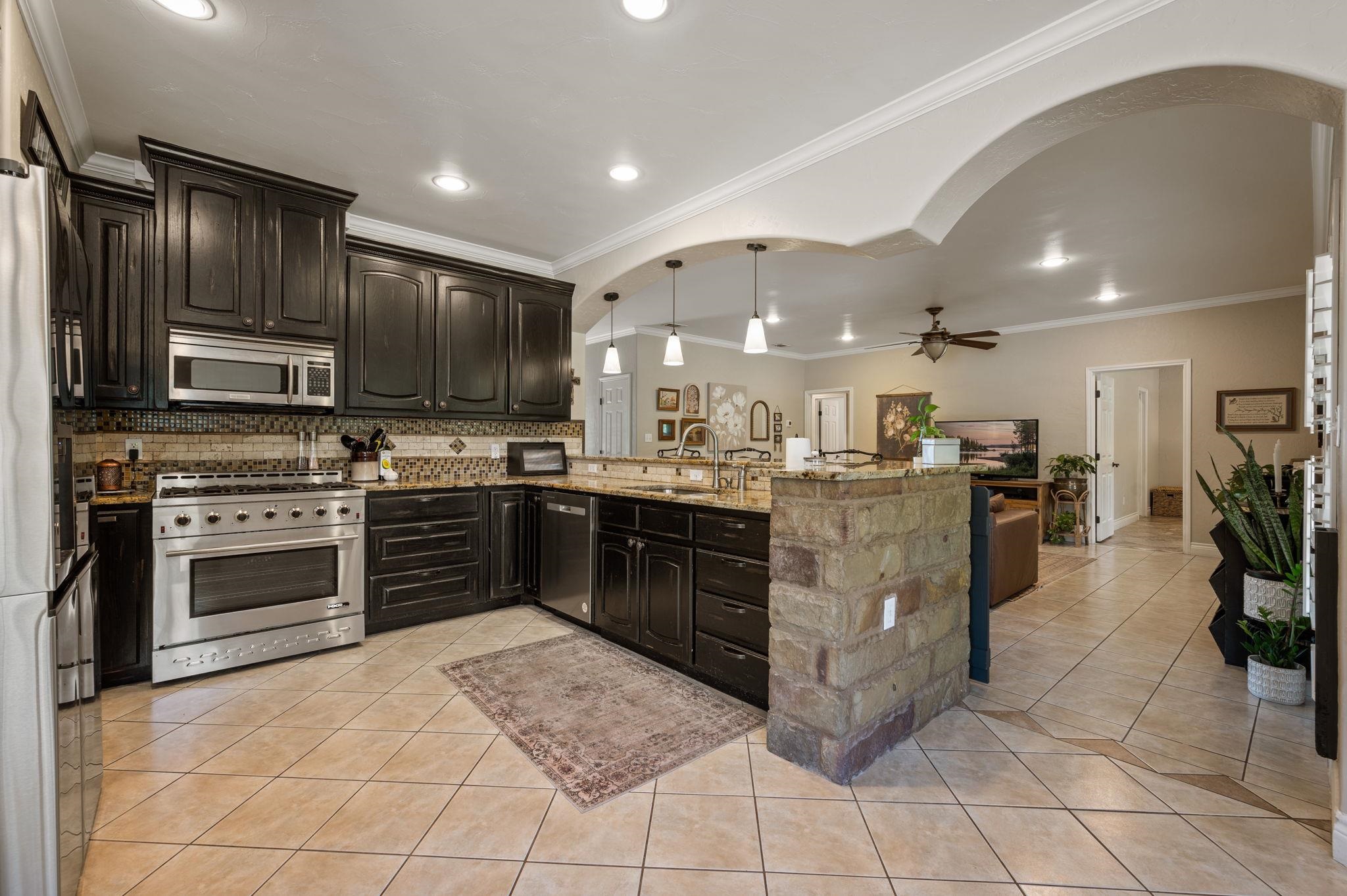 2804 County Road 1045 Lampasas TX 76550