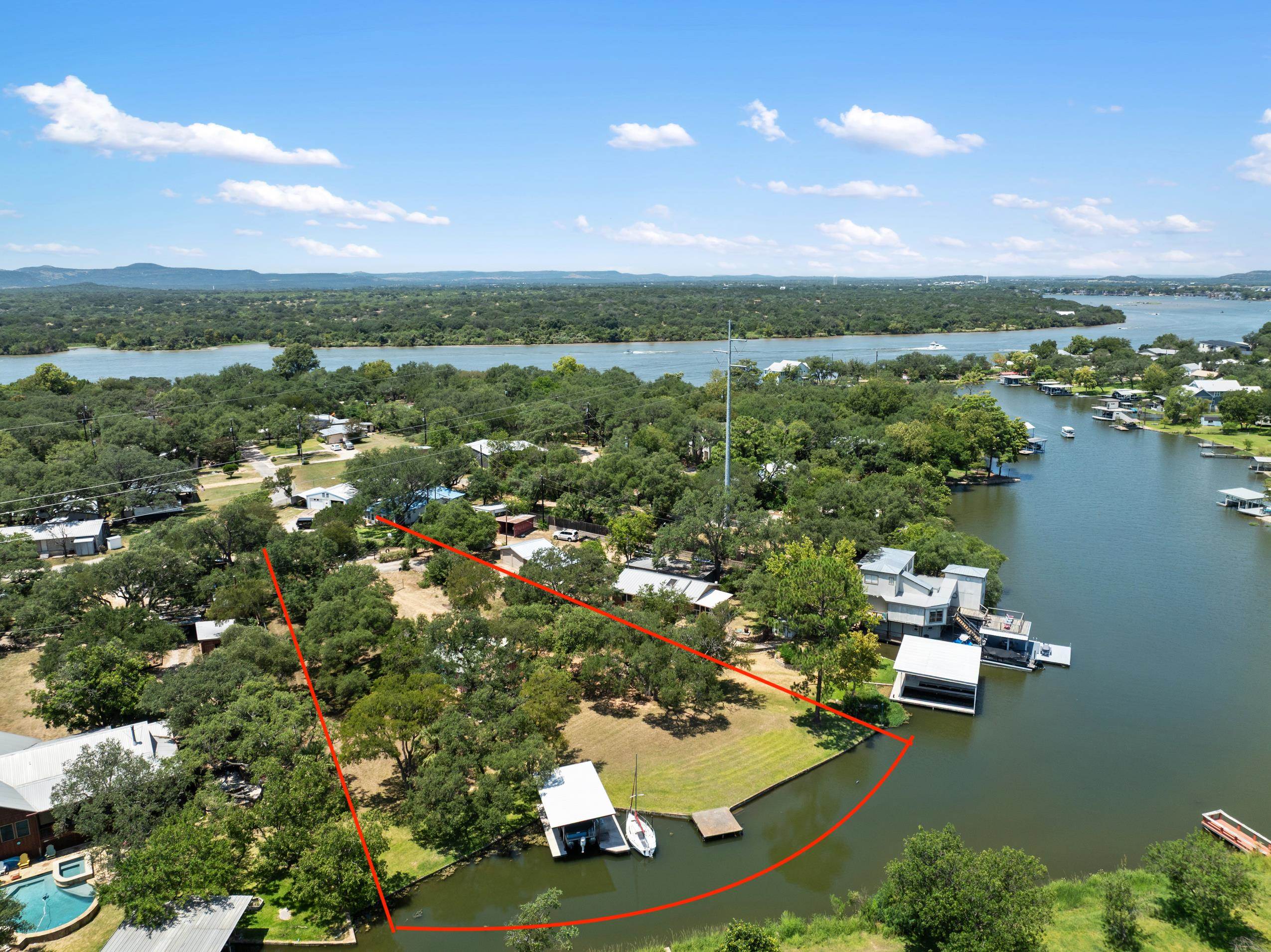 812 County Road 126 Kingsland TX 78639