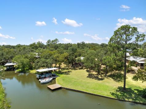 812 County Road 126 Kingsland TX 78639
