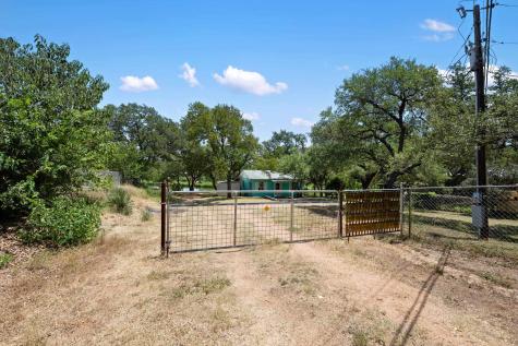 812 County Road 126 Kingsland TX 78639