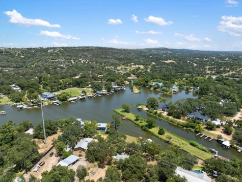 812 County Road 126 Kingsland TX 78639