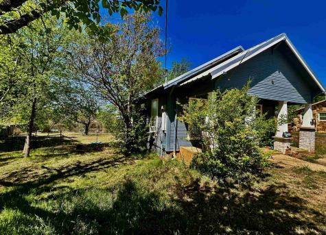 403 North Elm Street Richland Springs TX 76871