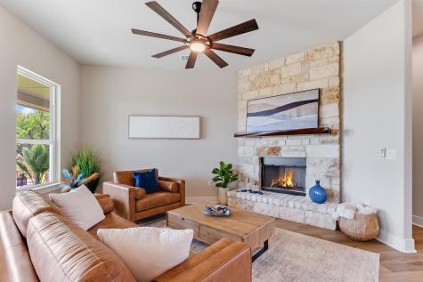 111 S Draper Lane Bertram TX 78605