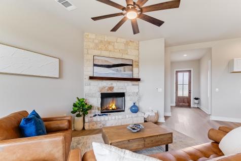 111 S Draper Lane Bertram TX 78605