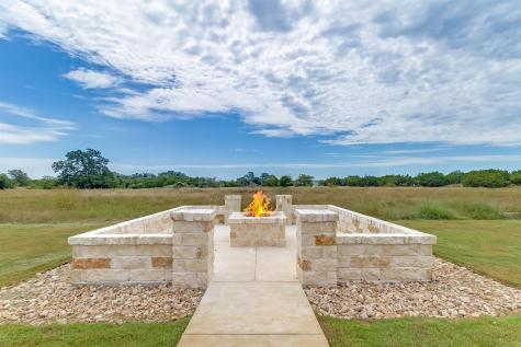 111 S Draper Lane Bertram TX 78605