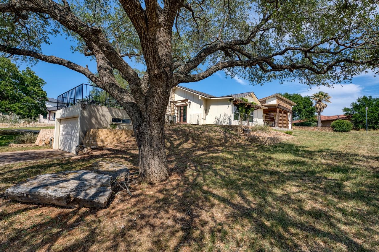305 Onyx Horseshoe Bay TX 78657