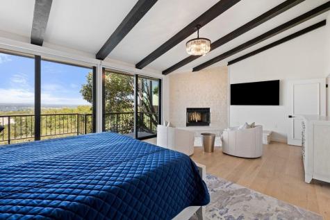 1200 Thataway Horseshoe Bay TX 78657