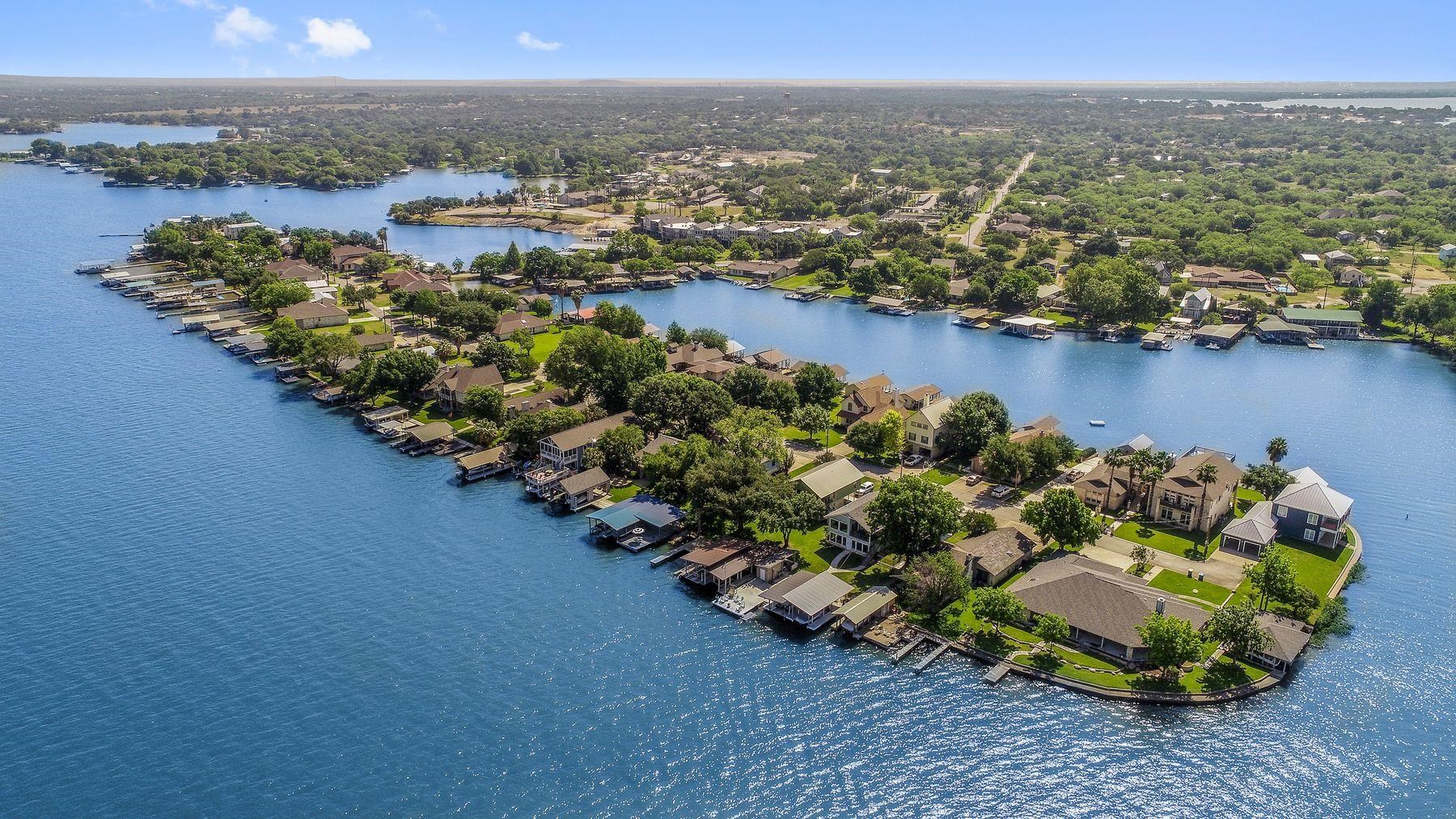 132 Web Isle Granite Shoals TX 78654