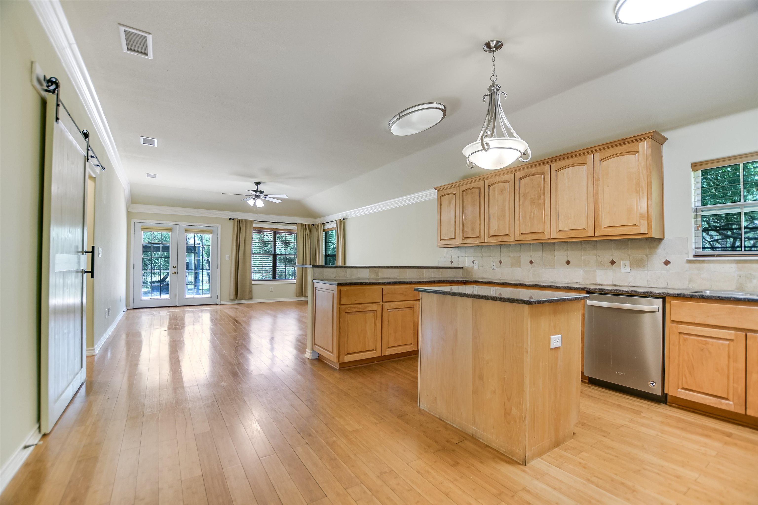 104 Springfield Horseshoe Bay TX 78657