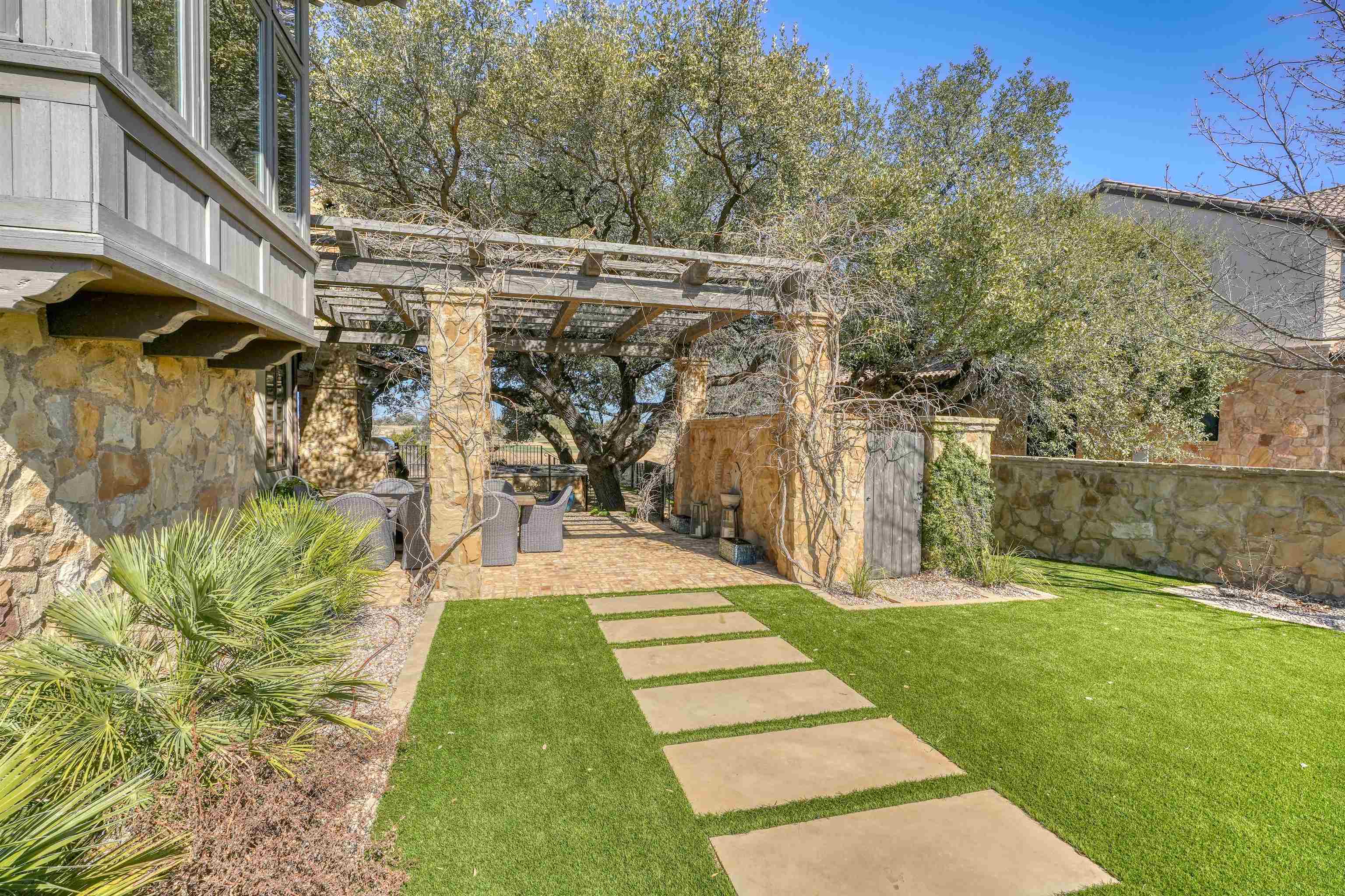 108 La Chimenea Horseshoe Bay TX 78657