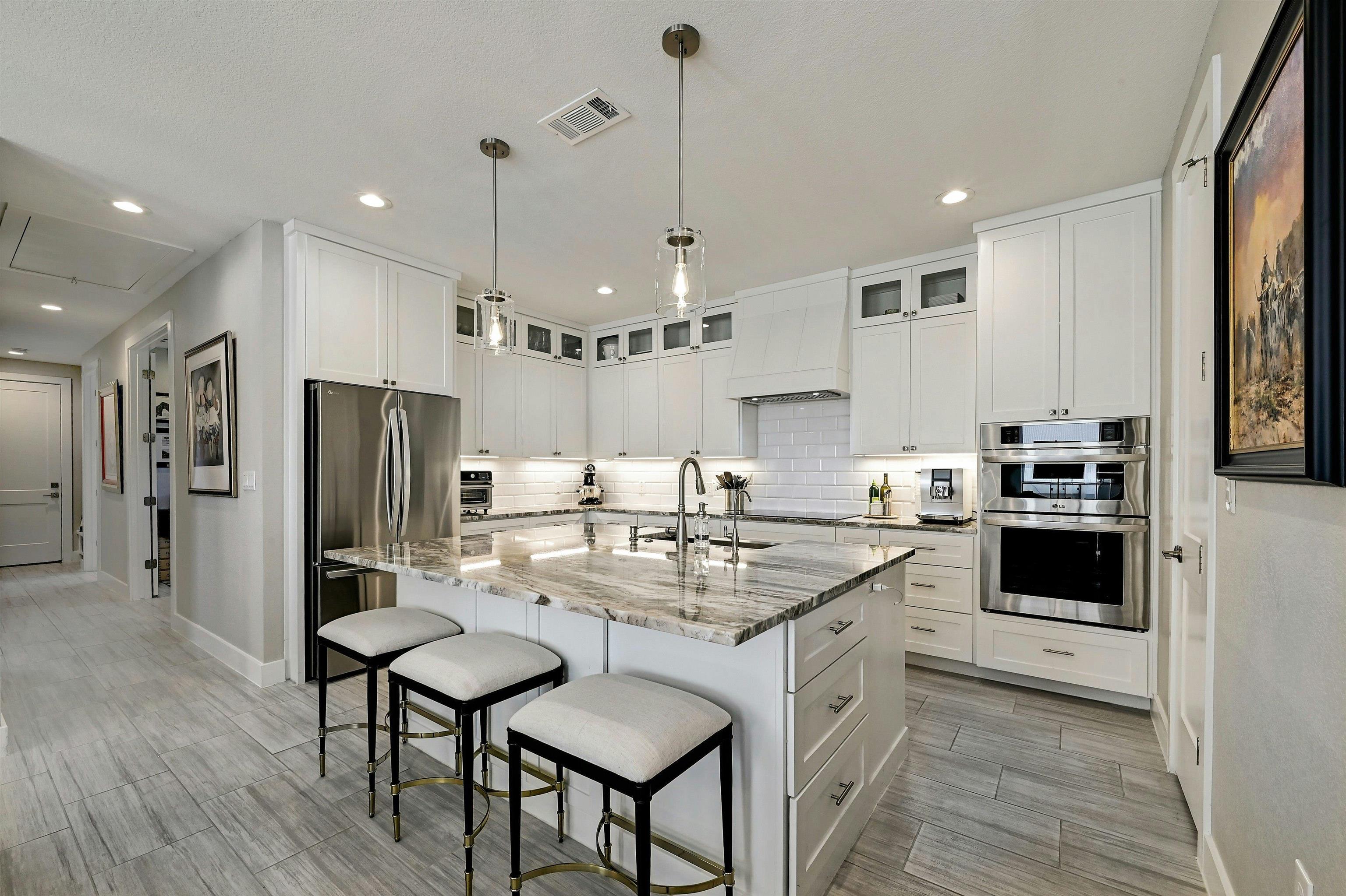 341 Sun Ray Horseshoe Bay TX 78657