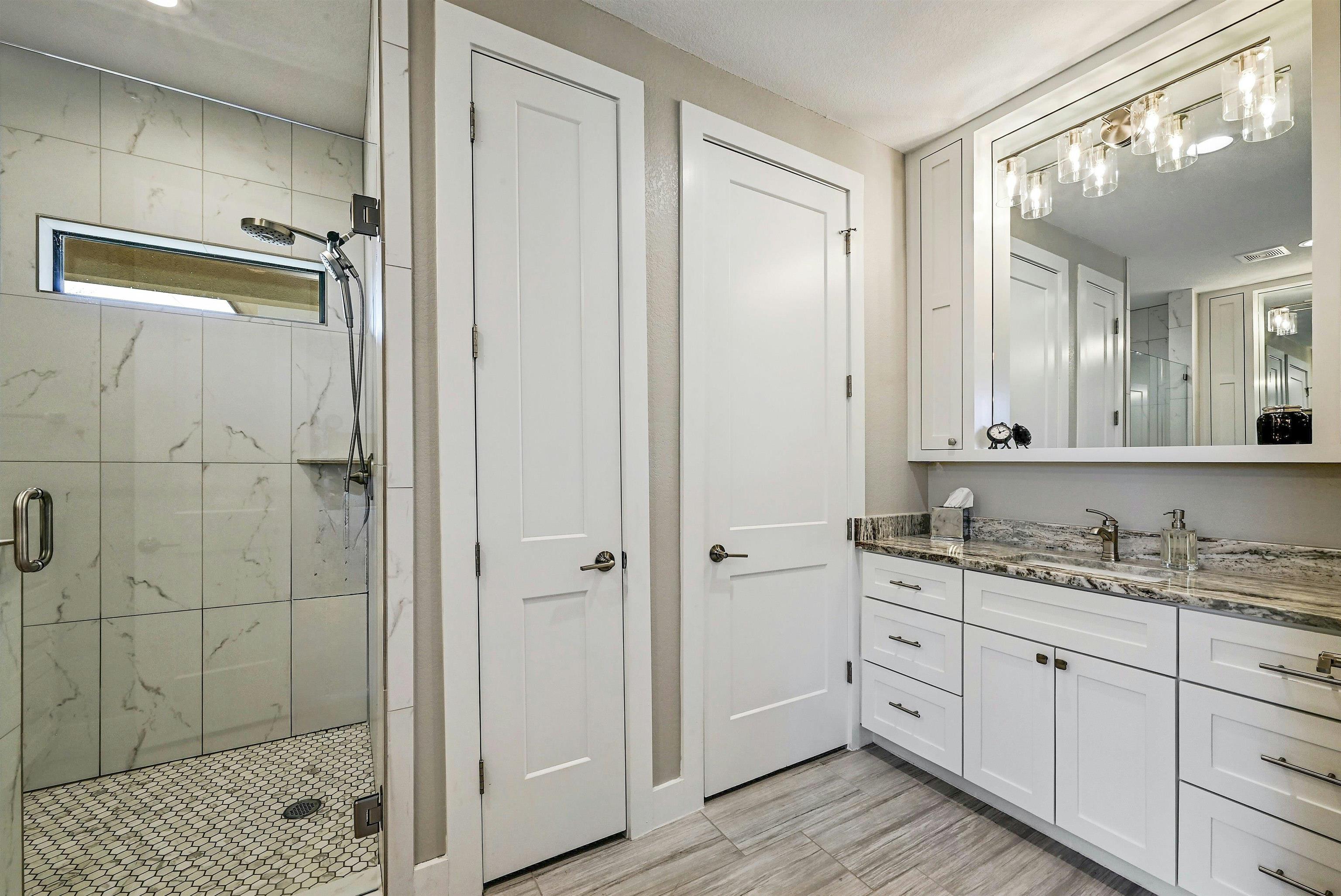 341 Sun Ray Horseshoe Bay TX 78657