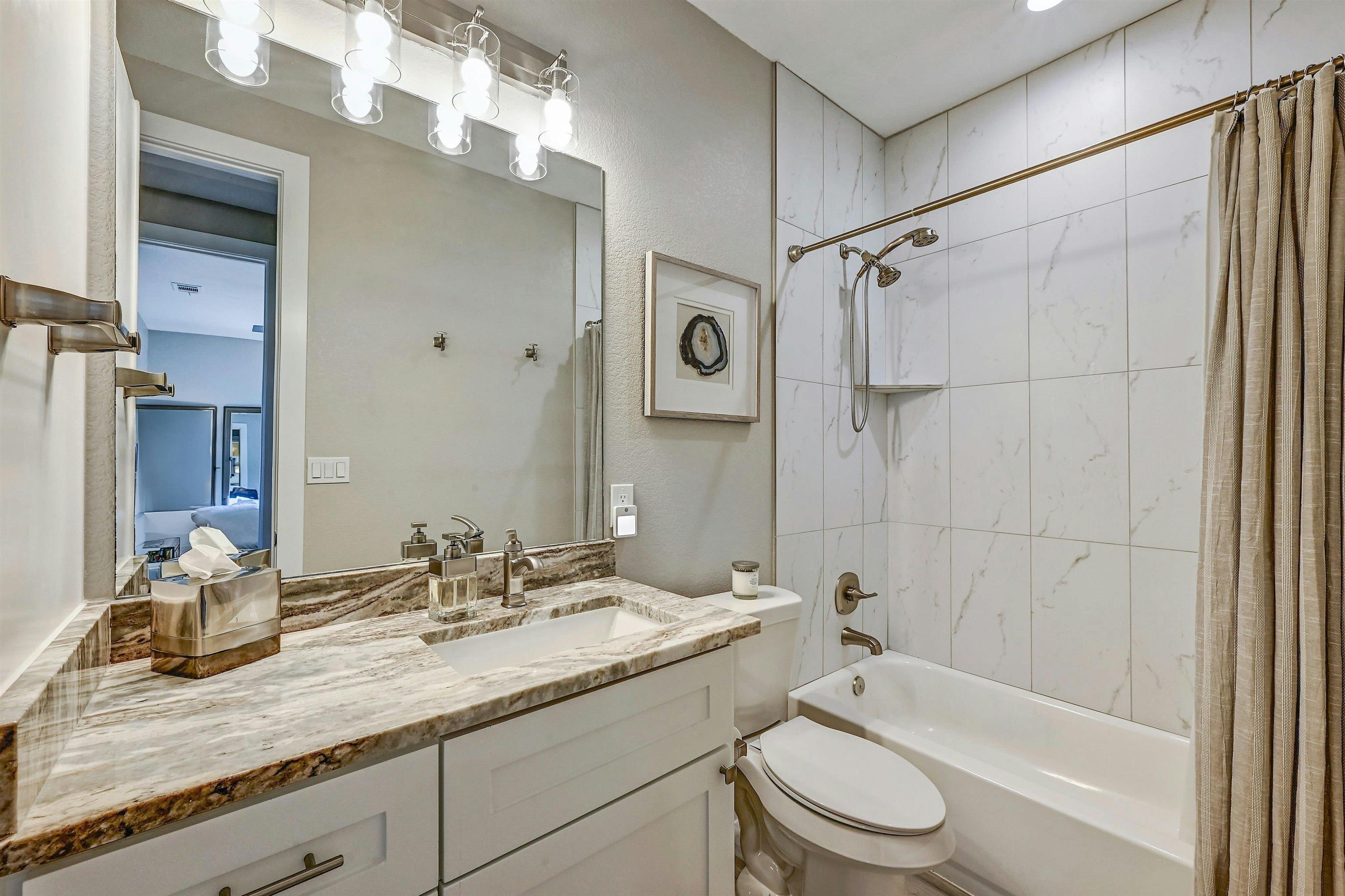 341 Sun Ray Horseshoe Bay TX 78657