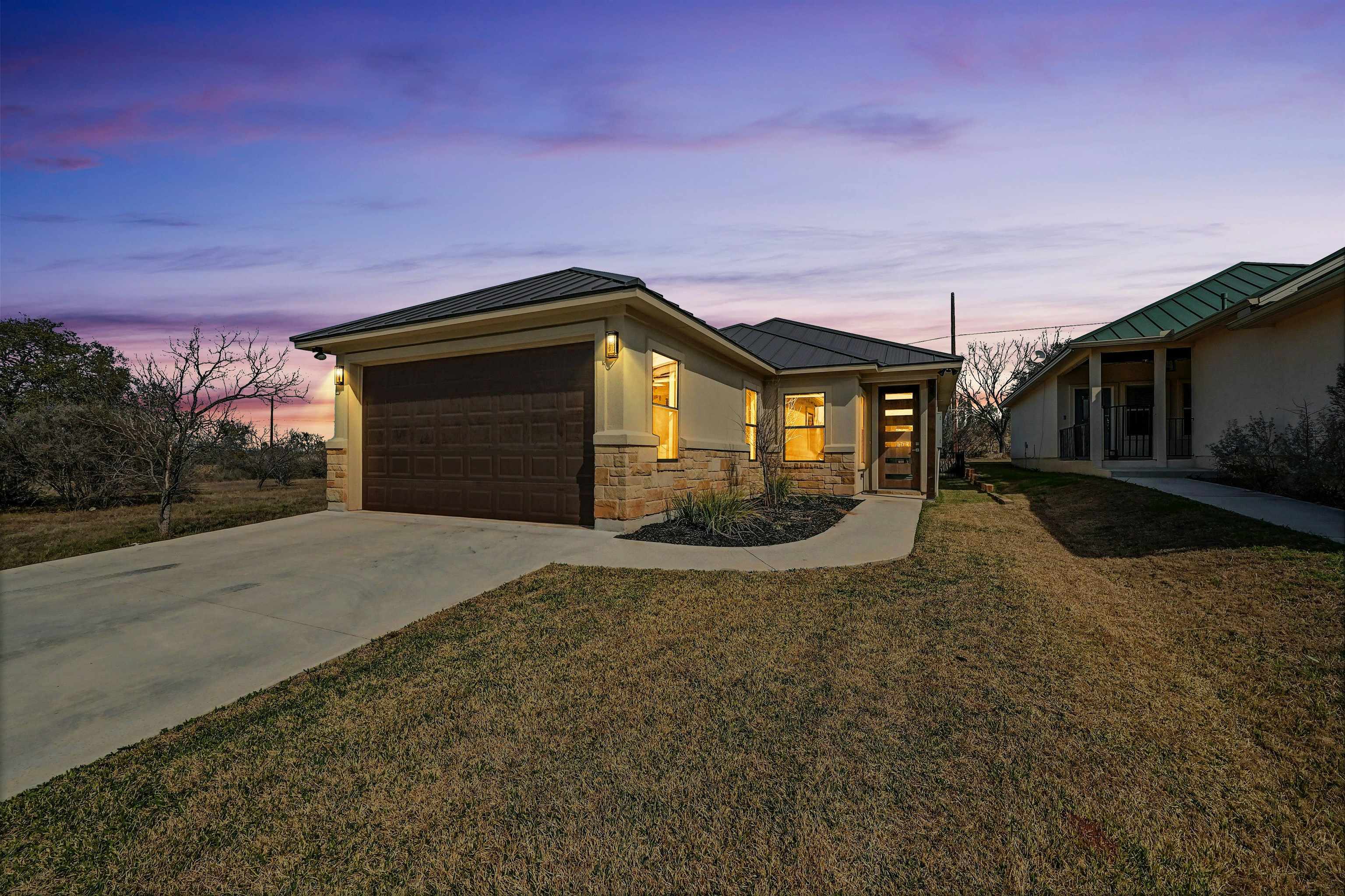 341 Sun Ray Horseshoe Bay TX 78657