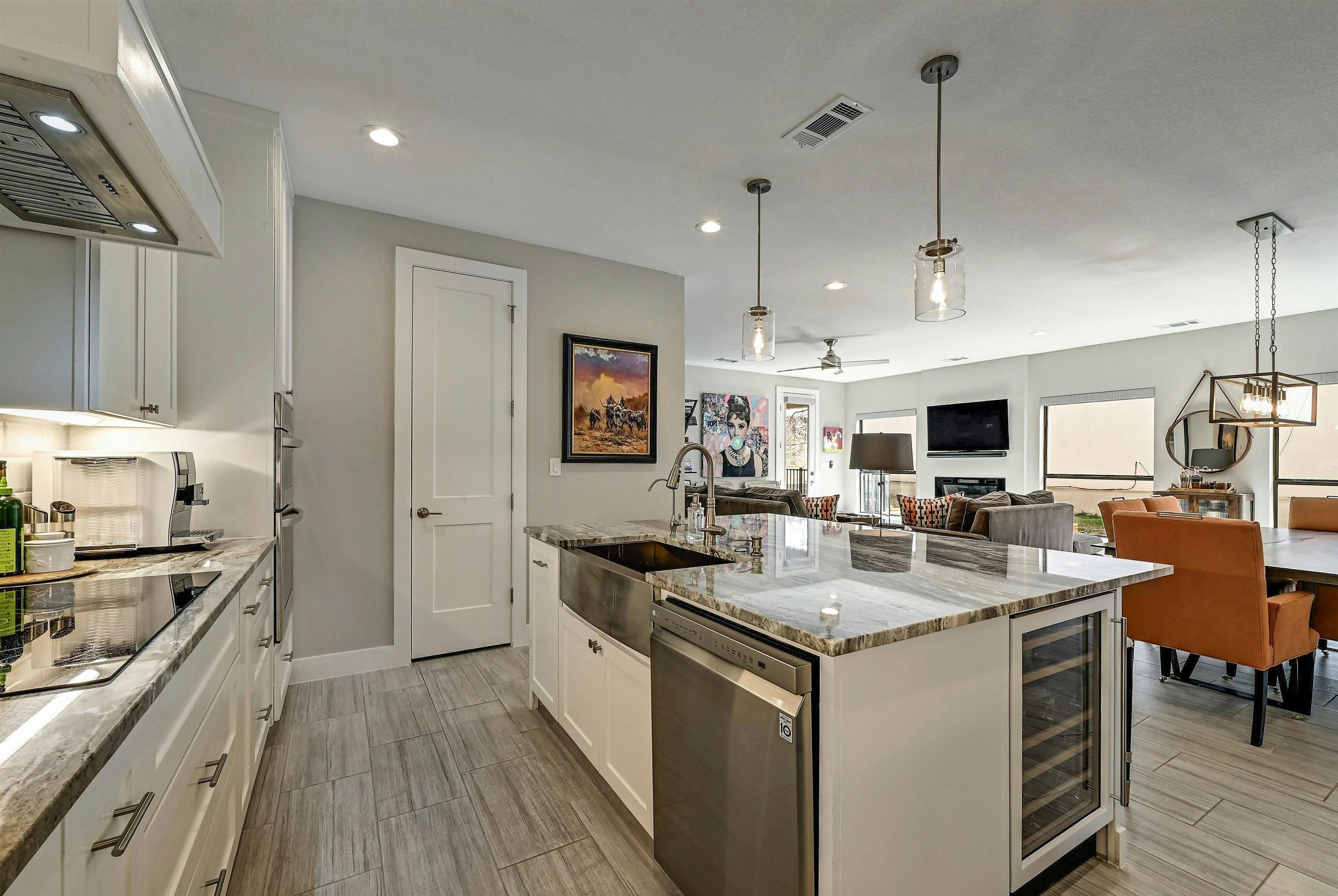 341 Sun Ray Horseshoe Bay TX 78657