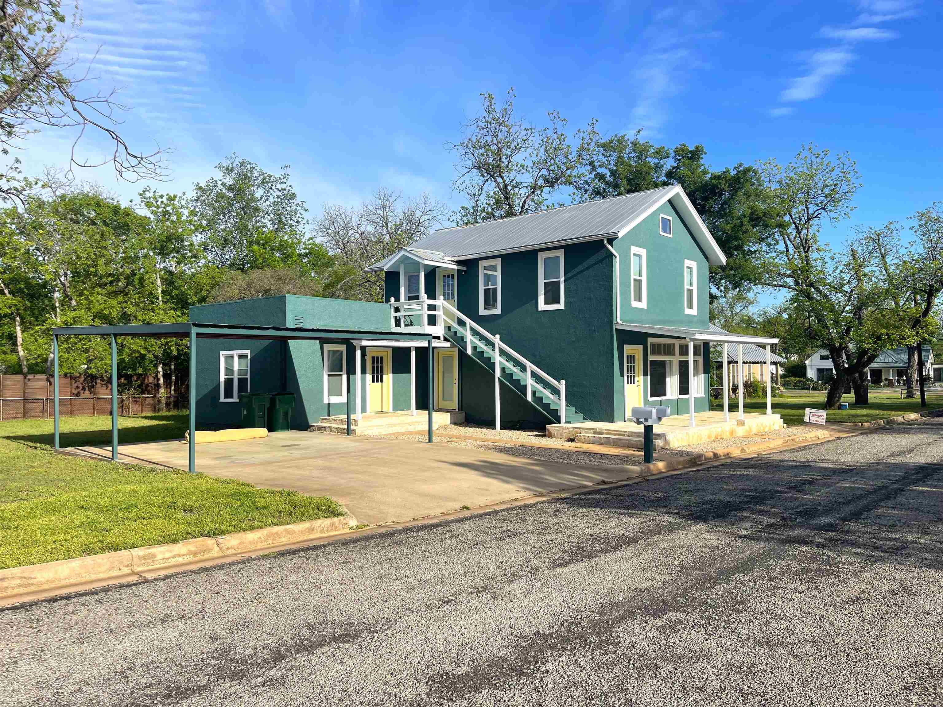 1005 Bayley Llano TX 78643
