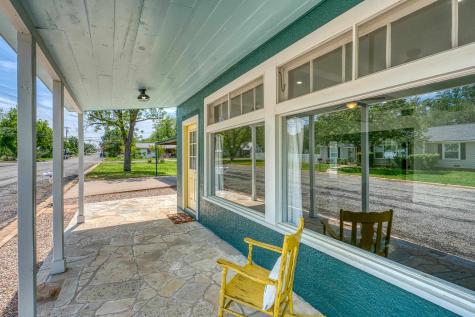 1005 Bayley Llano TX 78643
