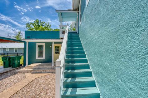 1005 Bayley Llano TX 78643