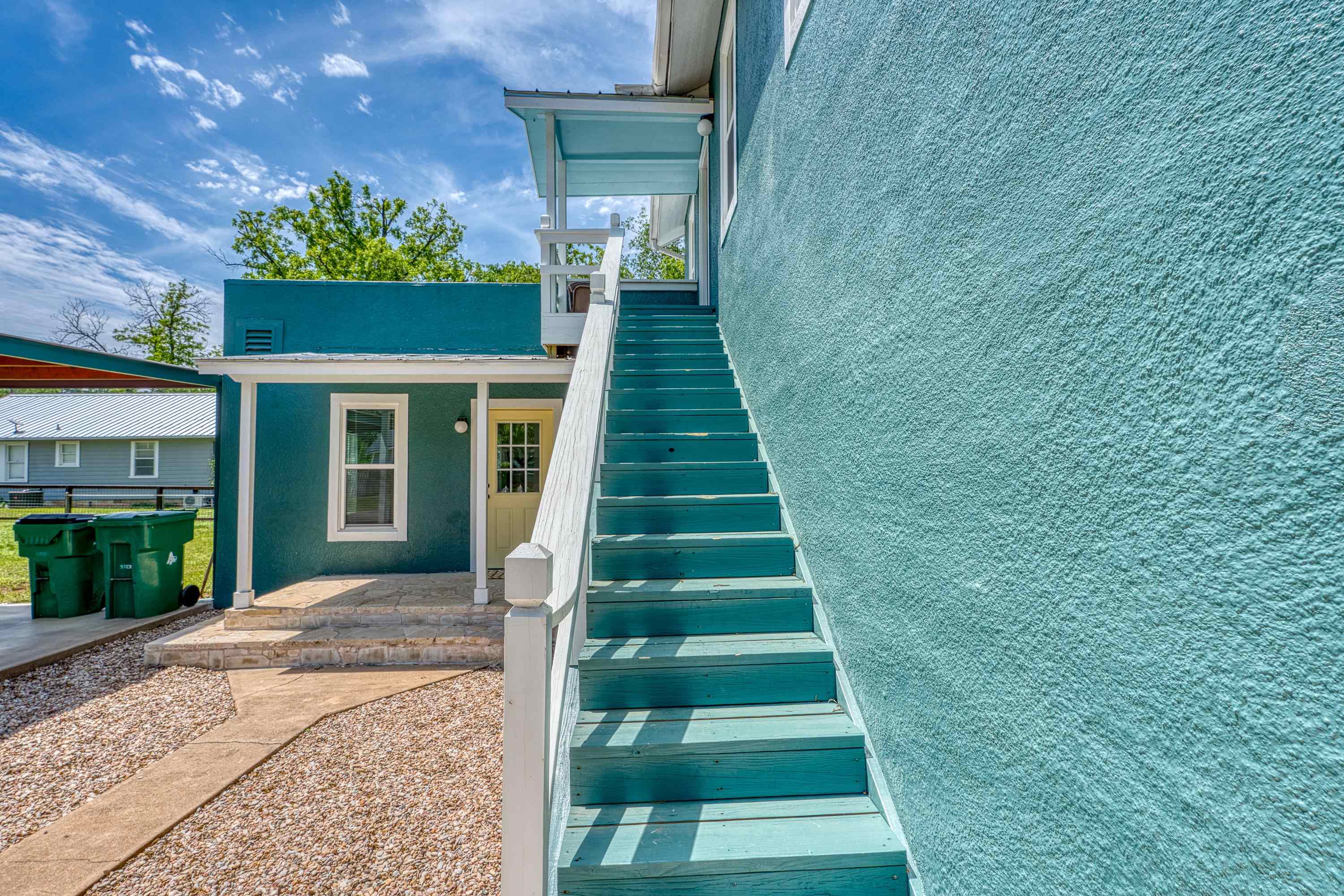 1005 Bayley Llano TX 78643
