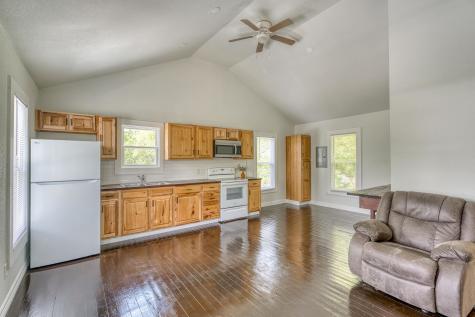 1005 Bayley Llano TX 78643