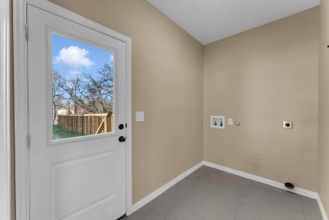 2220 Mcarthur Avenue Kingsland TX 78639