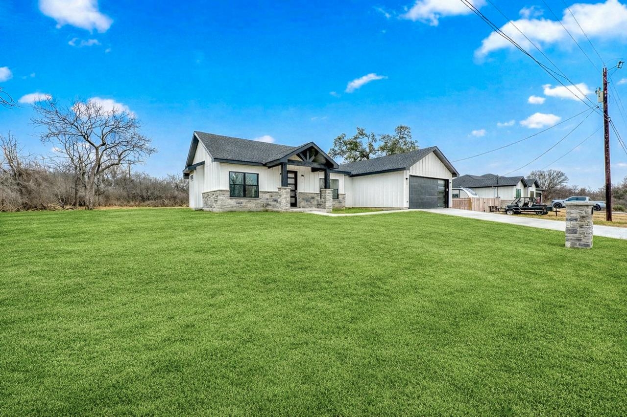 1501 Woodcrest Drive Granite Shoals TX 78654