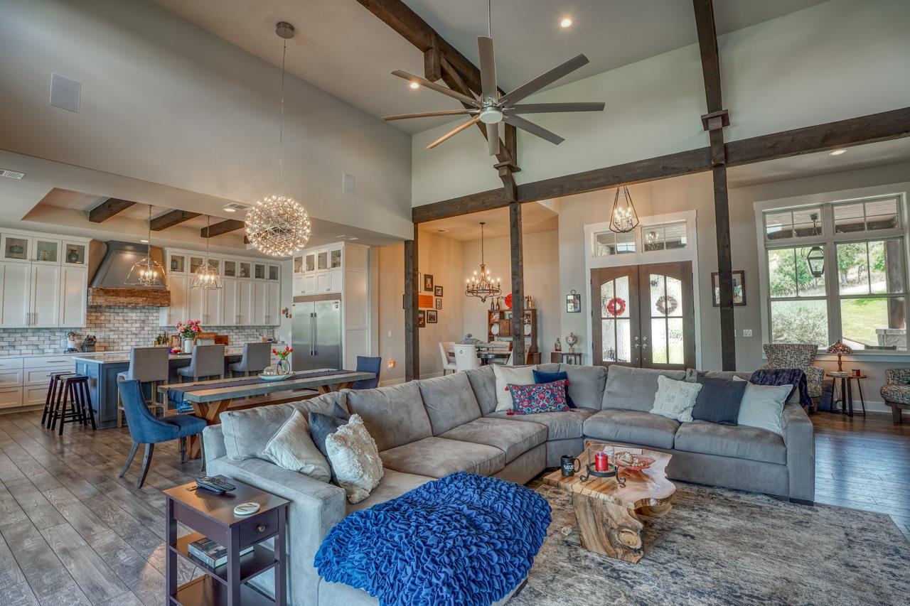 3212 Packsaddle Drive Horseshoe Bay TX 78657