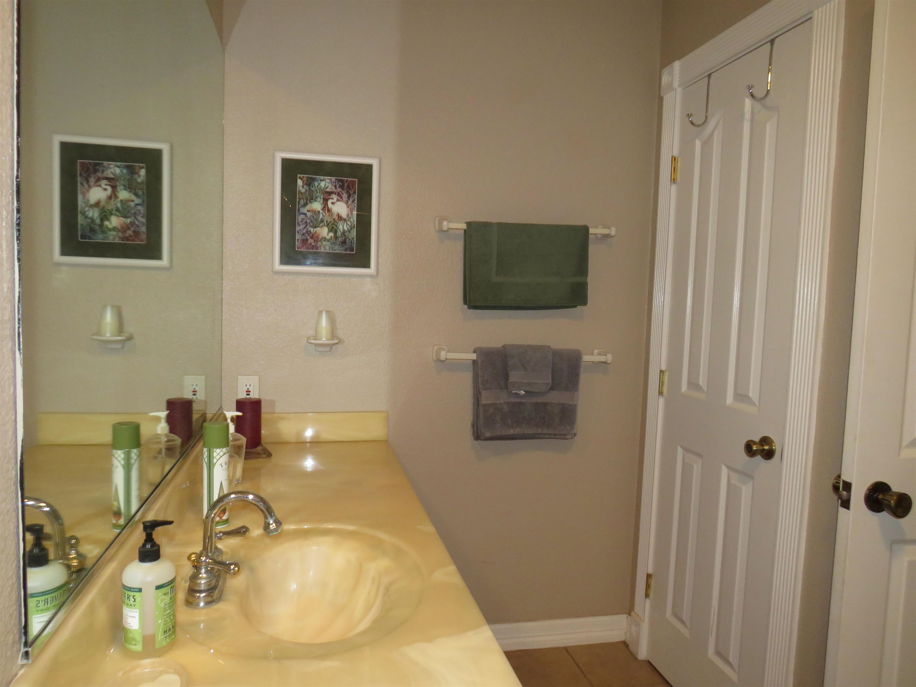 220 W Lakecrest Drive Bluffton TX 78607
