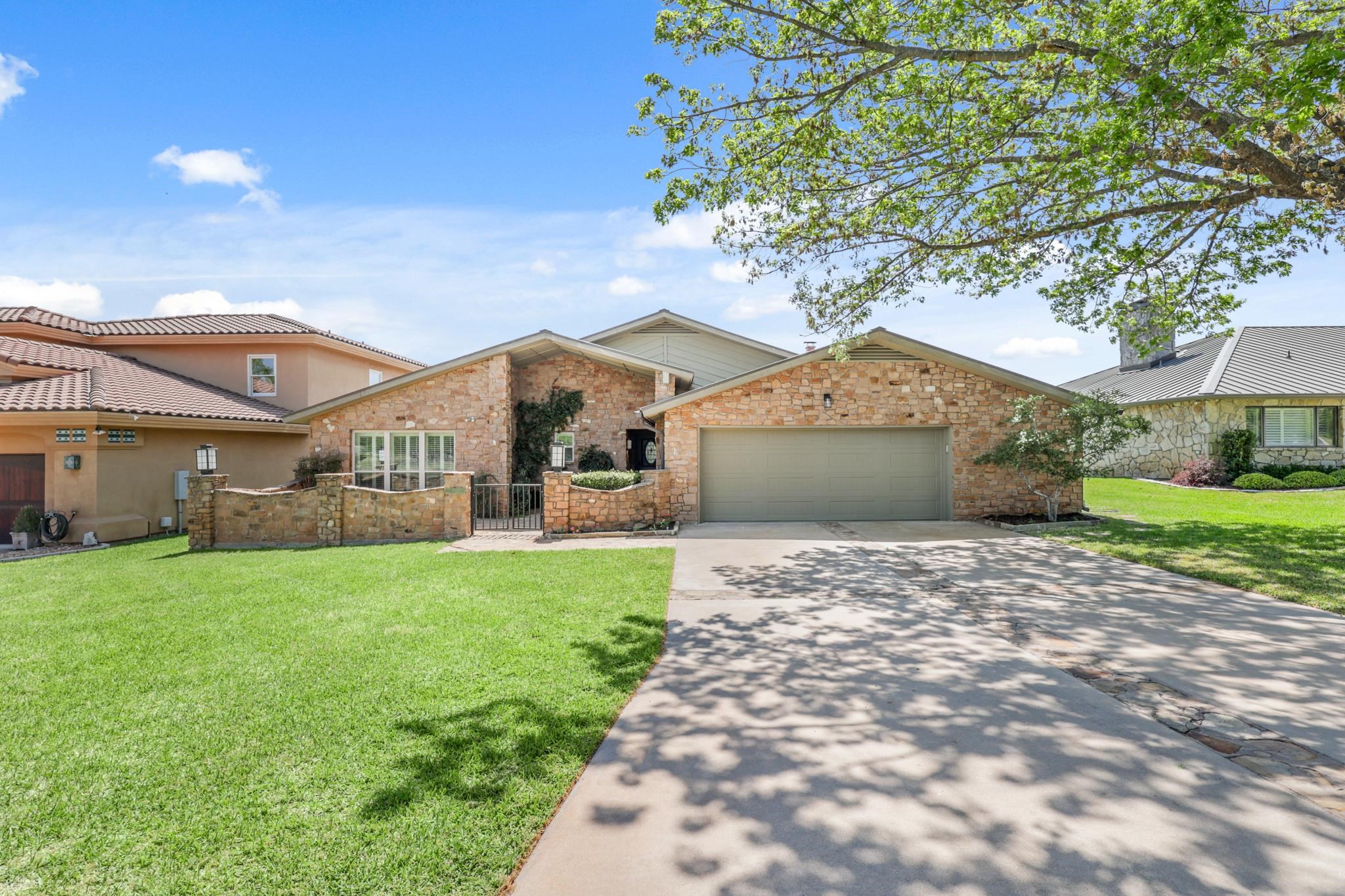 203 Longhorn Horseshoe Bay TX 78657