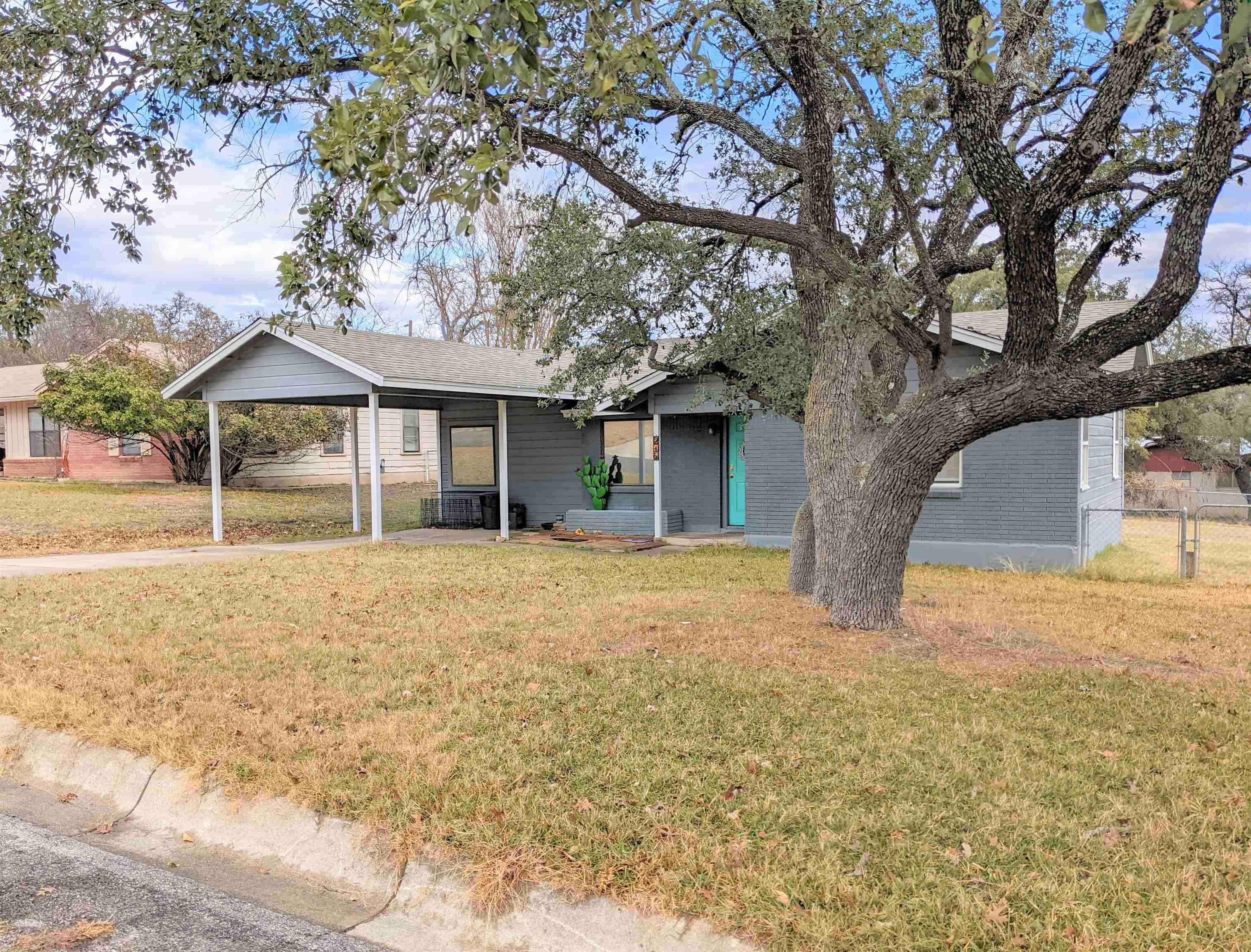 215 S Rice Street Lampasas TX 76550