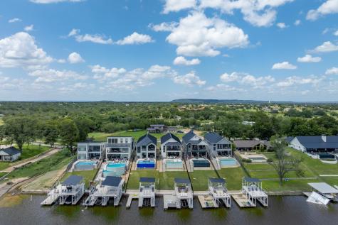 3180 River Oaks Drive Kingsland TX 78639