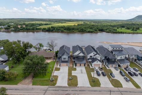 3180 River Oaks Drive Kingsland TX 78639