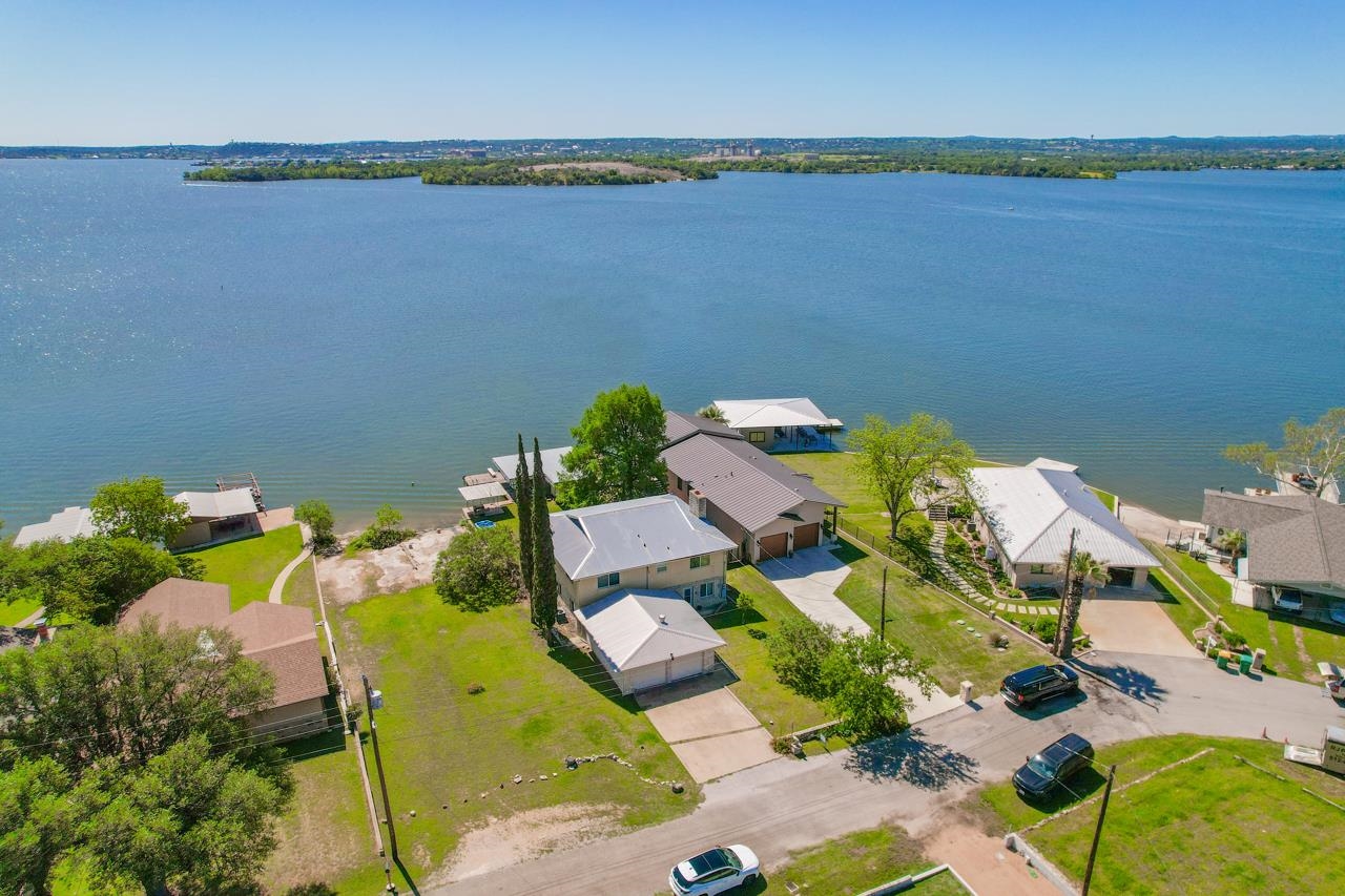 521 Contour Drive Granite Shoals TX 78654