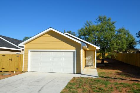 1515 Navajo Trail Kingsland TX 78639