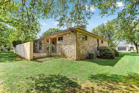 1308 Hi Circle N Horseshoe Bay TX 78657