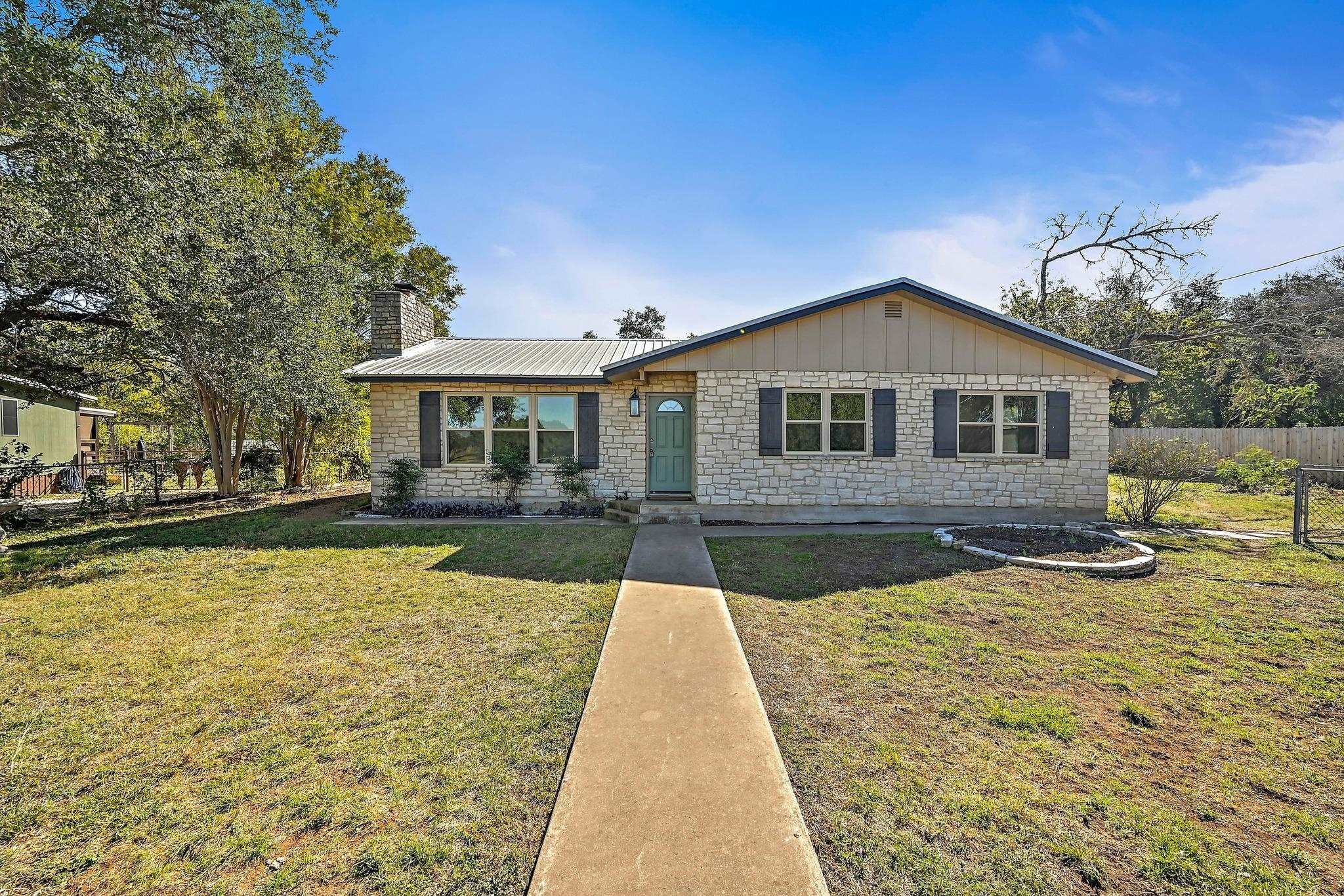 551 N Grange Bertram TX 78605