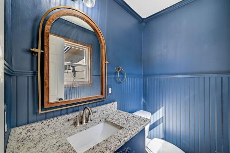 551 N Grange Bertram TX 78605