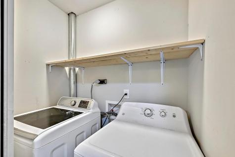 551 N Grange Bertram TX 78605