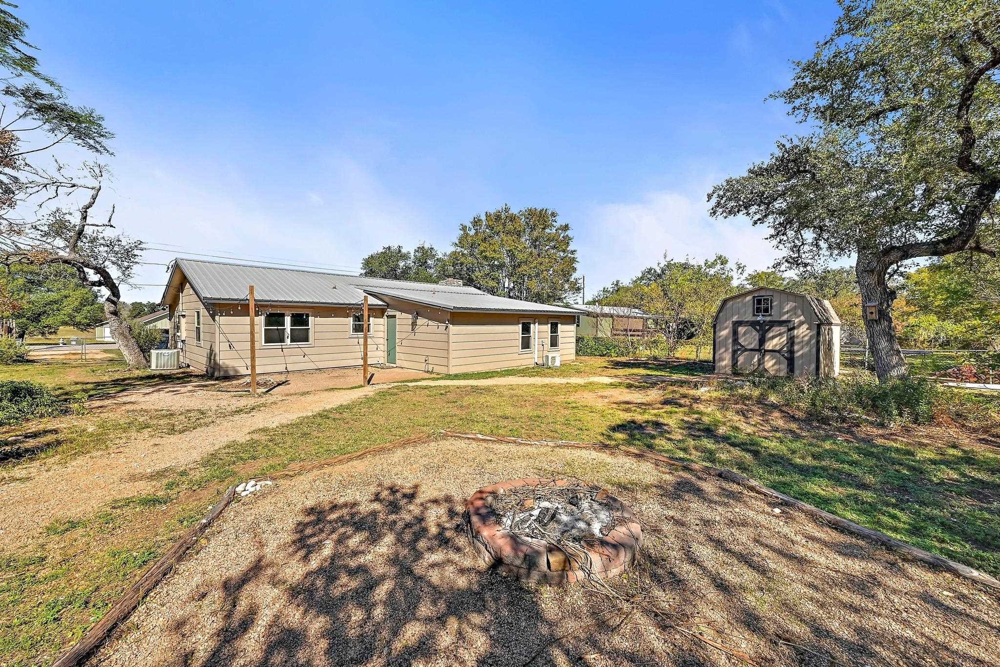551 N Grange Bertram TX 78605