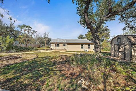 551 N Grange Bertram TX 78605