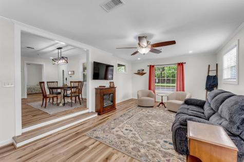 1303 Oak Street Burnet TX 78611