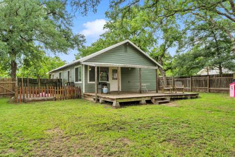 1303 Oak Street Burnet TX 78611