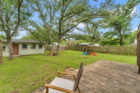 1303 Oak Street Burnet TX 78611