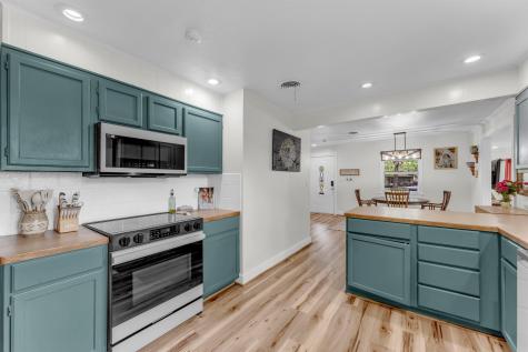 1303 Oak Street Burnet TX 78611